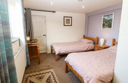 Bwthyn Celyn Holly Cottage - Photo 11