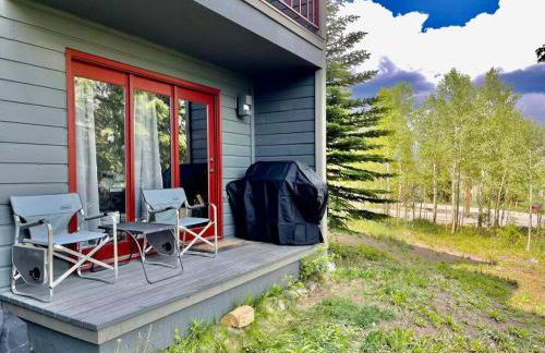 Cozy Ski Condo + Hot Tub + Fireplace + Heated Pool - Foto 21