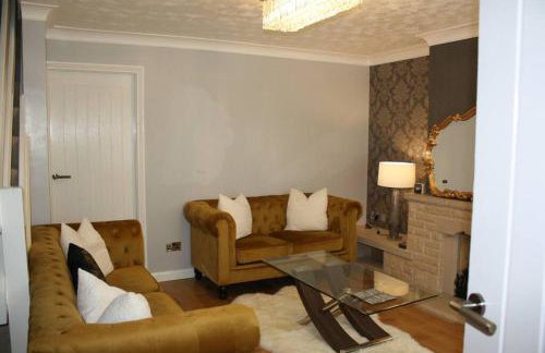 Gorgeous 3 bed House In Milton Keynes - Photo 55