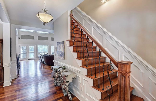 Family Lake House Retreat by Avantstay Sleeps 28 - Foto 13