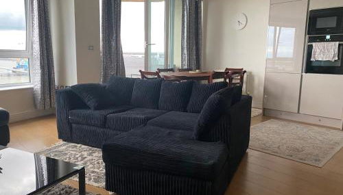 2 Bed Flat - Sleeps 4 - Parking - Wifi - Foto 3