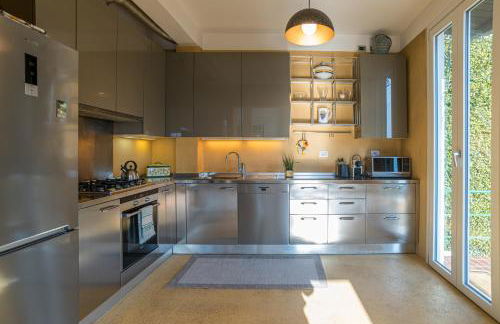 Casa Bambu - splendida vista lago e posto auto - Foto 12