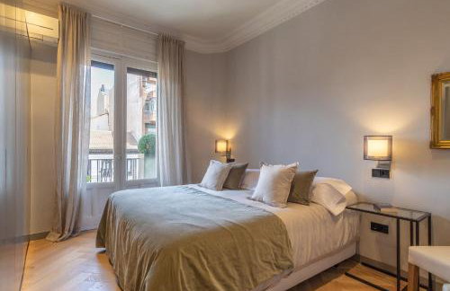Spacious 3-Bed Apartment in Salamanca Madrid - Photo 16