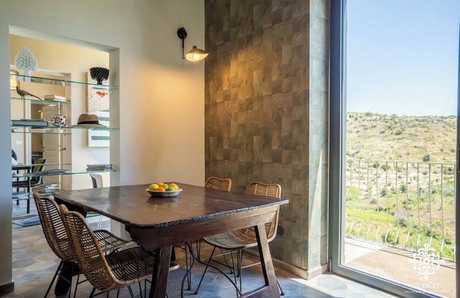 Arte Barocco - Panoramic Home in City Center - Photo 15