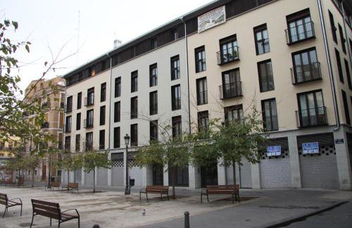 Apartamentos Hiedra y Tapinería Mercado Central - Photo 3