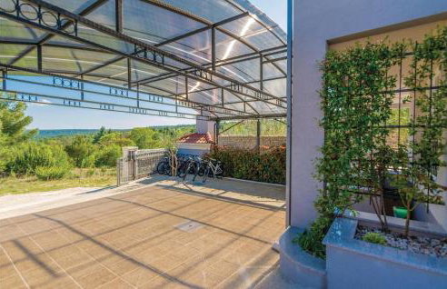 Awesome Home In Pridraga - Foto 21