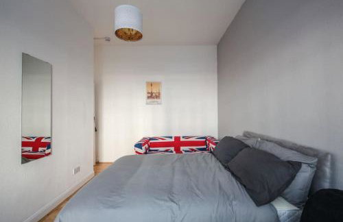 Large Modern Spacious House 6 Bedrooms 5 Bathrooms - Foto 34