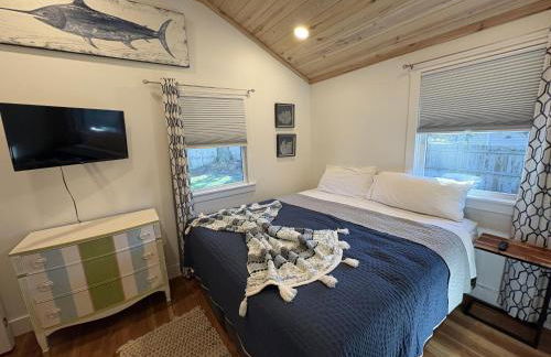 Coastal home with private separate guest house, gas grill and close to local beach - Foto 8