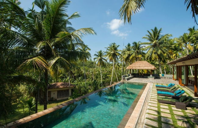 Modern Luxury 03 Bedroom Villa - Photo 24