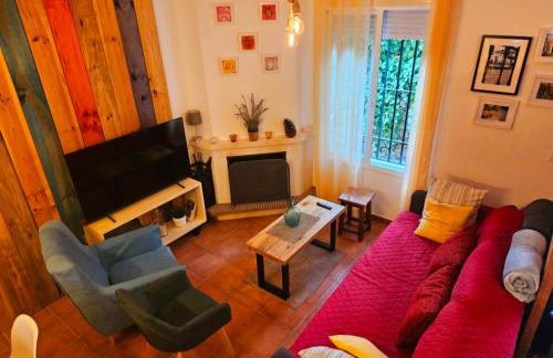 La Casa Junto al Sendero del Río & chimenea y leña incluida - Foto 11