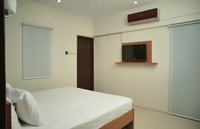 Remarkable Diamond Apartment Dha Defense Karachi - Photo 3