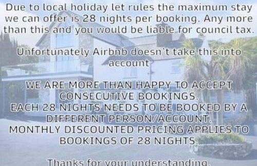 Beautiful cottage a stones throw from the beach. - Photo 17