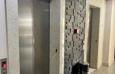 Flat aconchegante - Perto de Tudo - Vista Livre - Estacionamento privativo e Portaria 24h - Wi-Fi 600mbps - Foto 10