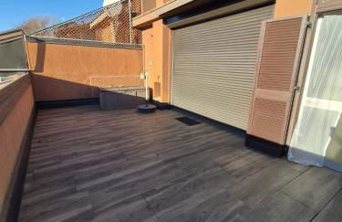 Lake & Pool Holiday House - Photo 4