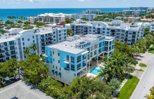 Coastal Condo Deerfield Beach Retreat 3 bed 2 bath - Photo 57