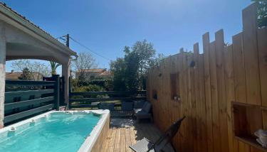 Villa avec piscine entièrement rénovée à 5min de la plage de pinia - Foto 4