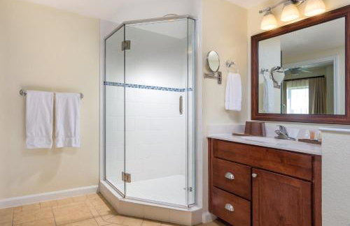 Wyndham Oceanside Pier 2BR Apartment with Resort Access - Photo 34
