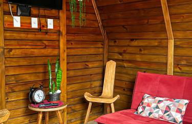 Chalé de Madeira em Vargem Alta - Photo 23