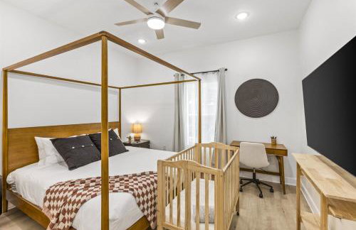 4BR Sleeps 12 Walk to Beach Pool Yard Dogs New 2023 Build - Foto 13