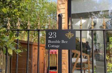 Bumble Bee Cottage - Photo 4