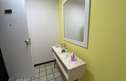 Excelente Flat no Circuito do Carnaval 216P - Foto 8