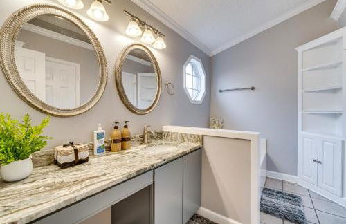 Lovely Florida Retreat with Lanai 5 Mi to Riverwalk - Photo 11