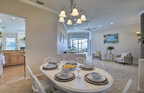 Bright and Sunny Riverview Oasis with Pool and Pond - Foto 13