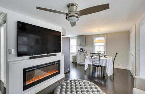 Modern Terryville Cottage with Deck and Lake View! - Foto 5