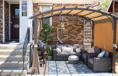 Charming Historic 4 bed -Nearby Eats, Brewery, Shops, Park - Foto 41