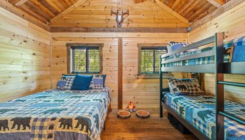 Mallard Creek Cabin - Firepit - Kitchenette - Large Deck - Gas Grill - Foto 2