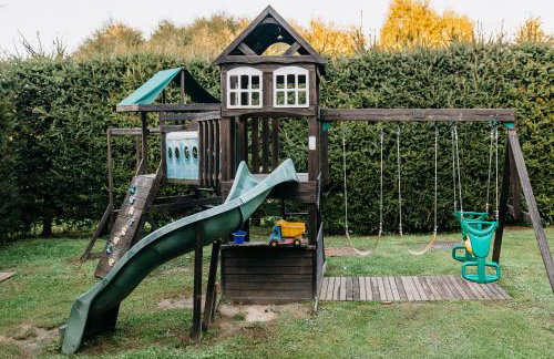 Ośrodek na zakręcie - Foto 33