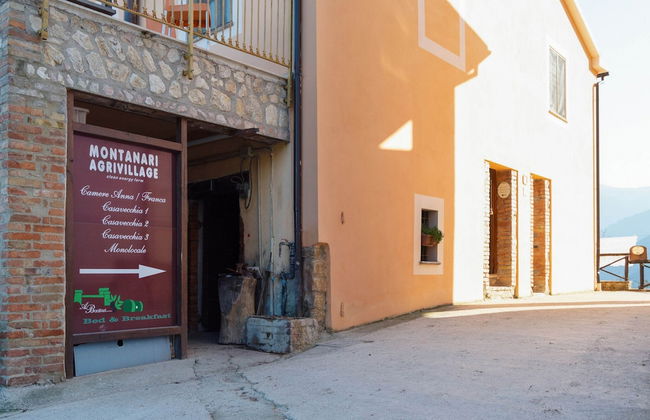 Sun-kissed Holiday Home With Swimming Pool - Photo 18