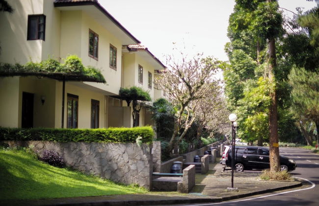 Puri Setiabudhi Residence - Photo 8