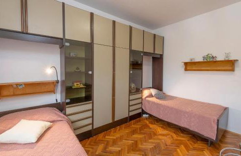 Stunning Apartment In Koromacno - Foto 27