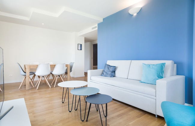 Olala Port Forum Apartments - Photo 18