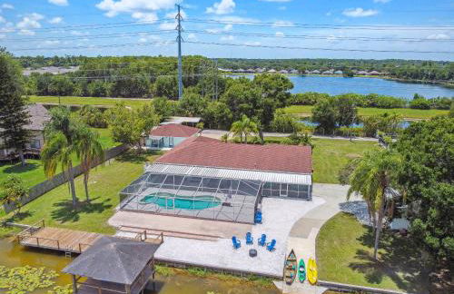 Lake House Westchase area. Heated Pool Waterfront! - Foto 59