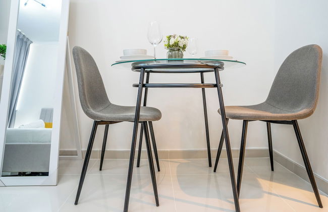 Tanin - Stylish Apartment With Balcony And Cityscape Views - Photo 11