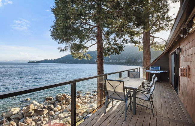 Soak in Luxury Lake Views of Tahoe From Deck - Foto 1