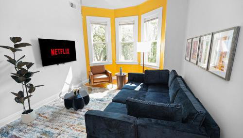 Modern 4BR Unit with Free Parking Near University of Illinois Chicago and Medical District - Foto 1