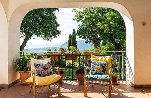 Elegante villa panoramica con giardino e idromassaggio a 10 minuti dal mare - Foto 64