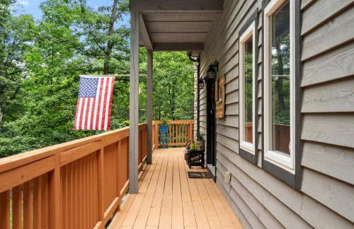 Rustic A-Frame Chalet with Hot Tub & Scenic Views in Mount Jackson, Virginia - Photo 16