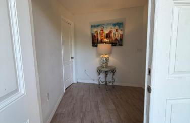 Stylish one bedroom apartment with full kitchen - Foto 35