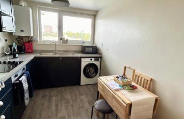Charming 2 bedroom flat in Basingstoke centre - Foto 8
