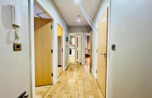 Lovely 3 Dbl Bed (sleeps upto 6) close to centre. - Foto 4