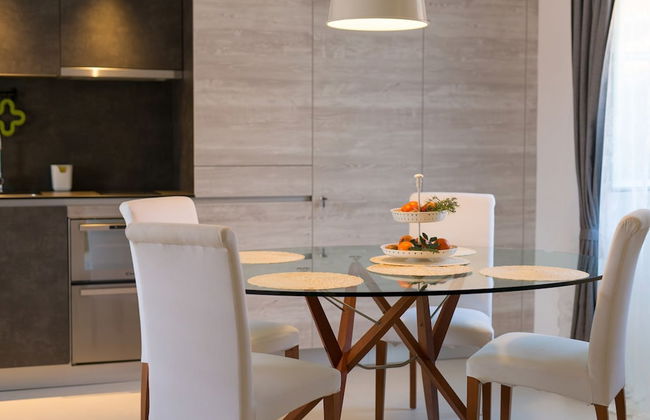 Vibrant and Elegant Downtown Krk Apartments - Photo 25