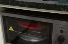 Apartamento na Praia da Enseada, 100 mt praia - Foto 13