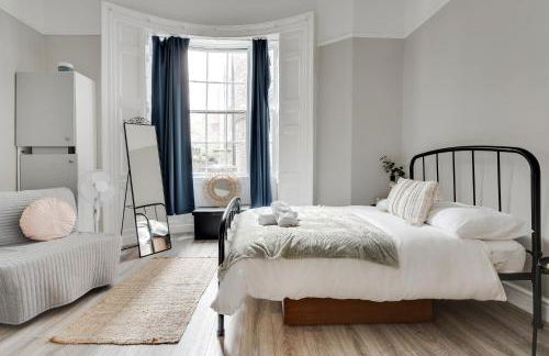 Central L1 Stay, Close to all Attractions, Parking Nearby - Foto 77