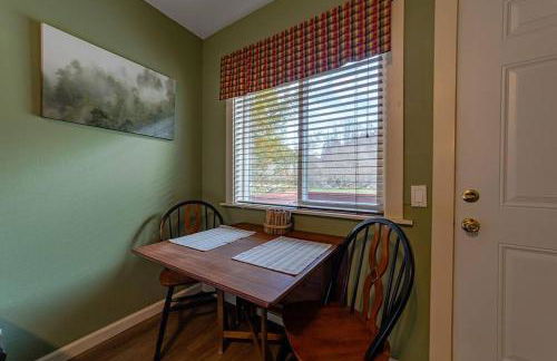 Elk Meadow Cabins 11B Roosevelt Elk - Single Room - Photo 9