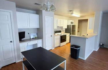 Hill Country Haven: Gateway to TXST and San Marcos - Foto 38