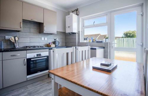 Larkfield - 3 Bedroom Holiday Home - Penally - Photo 4